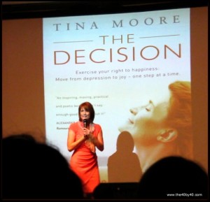 Tina Moore - Living Extra Ordinary Live